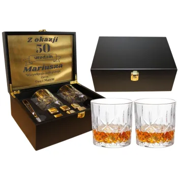 Zestaw do Whisky z Grawerem – Personalizowany Prezent z Szklankami i Kostkami – Idealny na Urodziny i Okazje